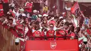 Arsenal, Premier Lig Şampiyonluğunu Taraftarlarıyla Kutladı
