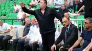 Sakaryaspor Kongresi'nde Arbede: Seçim Tarihi Belirlenmek Üzere Ertelendi
