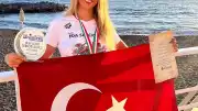 İzmirli Yüzücü E.S.'den Tarihi Başarı: Capri-Napoli Parkur Rekoru