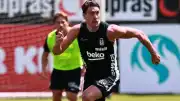 Beşiktaş'ta Yeni Transfer Dusan Vlahovic İlk Antrenmanına Çıktı