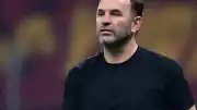 Galatasaray'da İki Futbolcuyla Yollar Ayrılıyor