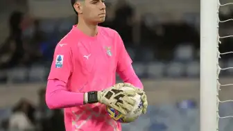 Edoardo Motta tarihe geçti: 4 penaltı kurtardı, Lazio finale yükseldi