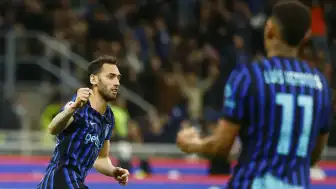 Hakan Çalhanoğlu'nun Golleriyle Inter, İtalya Kupası'nda Finale Yükseldi
