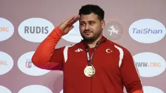 Rıza Kayaalp Tarihe Geçti: Rekor Kırdı