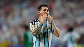 Dünya Kupası Tarihinde Rekor: Lionel Messi Cezayir Karşısında Hat-trick Yaptı