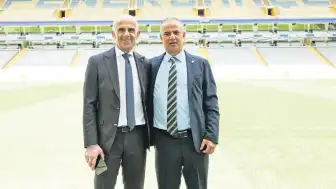 Fenerbahçe Teknik Direktörlüğü Görevine İsmail Kartal Getirildi