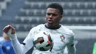 Trabzonspor, Noah Saviolo Transferinde İlerleme Kaydetti