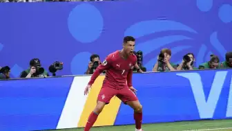 Portekiz'in Ezici Galibiyeti ve Cristiano Ronaldo'nun Tarihi Rekoru