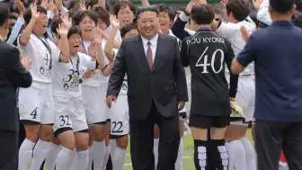 Kuzey Kore Kadın Futbol Takımı Naegohyang, Asya Şampiyonu Oldu ve Lider Kim Jong-un Tarafından Kabul Edildi