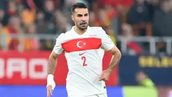 Zeki Çelik, Galatasaray'ın Teklifini Reddederek Roma'da Kalmayı Değerlendiriyor