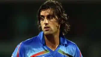Afganistanlı eski hızlı bowler Shapoor Zadran 38 yaşında hayatını kaybetti