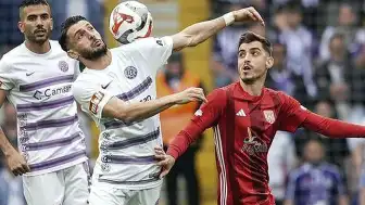 52 Orduspor FK, Ayvalıkgücü Belediyespor'u 2-1 Mağlup Ederek 2. Lig'e Yükseldi