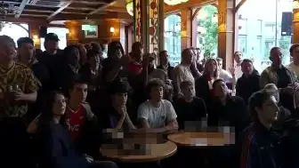 Arsenal, Manchester City'nin Bournemouth ile berabere kalmasının ardından 22 yıl sonra Premier Lig şampiyonu oldu