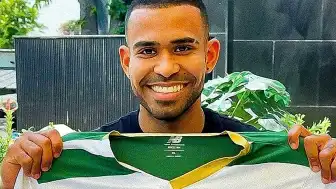 Bursaspor, 4 Yıl Aradan Sonra İlk Yabancı Transferini Juergen Elitim ile Gerçekleştirdi