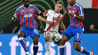 Crystal Palace, Konferans Ligi'nde Şampiyon Oldu