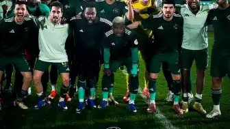 Esenler Erokspor ve Çorum FK, Süper Lig İçin Mücadele Ediyor: Final Maçı Nefesleri Kesti