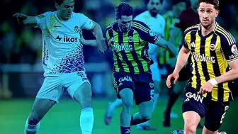 Fenerbahçe'de İsmail Yüksek'e Avrupa'dan 3 Talip