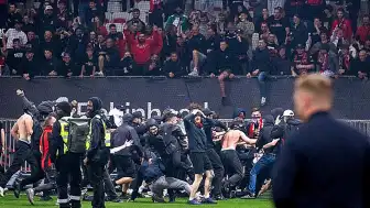 Fransa'da Futbol Sahaları Karıştı: Taraftar Olayları Maçlara Engel Oldu