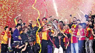 Galatasaray Şampiyonluk Kutlaması: Tarihi Başarıya Coşkulu Veda