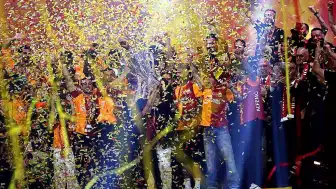 Galatasaray, Süper Lig Şampiyonluğunu 'Dört Dörtlük Gece' ile Kutladı