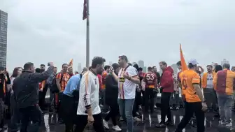 Galatasaray'ın Şampiyonluğu New York'ta Taraftarlarca Kutlandı