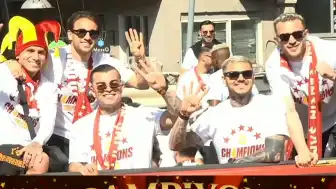 Galatasaraylı Futbolculardan Icardi İçin Pankart