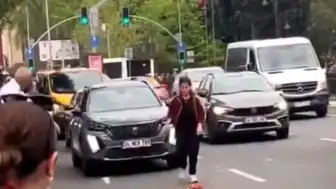 Galatasaraylı Kadın Taraftara Başkan Dursun Özbek'ten Davet