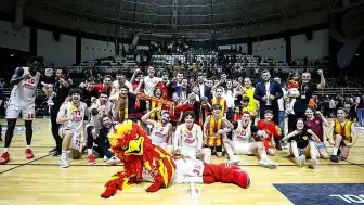 Göztepe Potada Final Yolunda