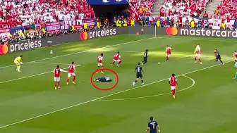 Şampiyonlar Ligi Finalinde Tartışmalı Pozisyon: N.M. Yerde Kaldı, PSG Oyunu Durdurmadı