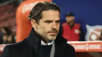 Fernando Gago'nun Sağlık Durumu Endişe Veriyor: Basın Toplantısında Rahatsızlandı