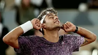 Flavio Cobolli, Fransa Açık Tenis Turnuvası'nda Yarı Finale Yükseldi