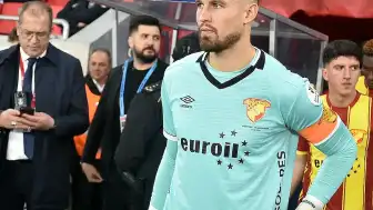 Göztepe'de Mateusz Lis Polonya ekibi Lech Poznan'a transfer oldu