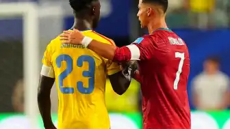 Kolombiya Teknik Direktörü Nestor Lorenzo: "Davinson, neredeyse Ronaldo'yu futboldan soğuttu"