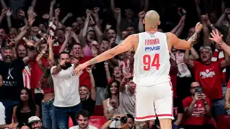 Olimpiakos, Ergin Ataman'ın Panathinaikos'unu Yenerek Yunanistan Basketbol Ligi Şampiyonu Oldu