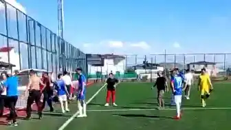 Türkoğlu'nda Şampiyonluk Maçı Sonrası Kavga: Yaralılar Var