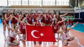 17 Yaş Altı Kadın Milli Voleybol Takımı Balkan Şampiyonası'nda Bulgaristan'ı Mağlup Etti