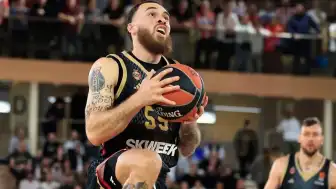 Anadolu Efes'ten Mike James Transferi