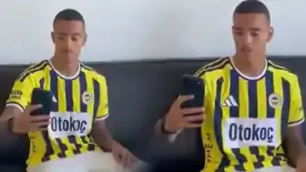 Fenerbahçe Spor Kulübü Mason Greenwood Transferini Resmen Duyurdu