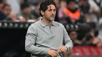 Trabzonspor'da 3 Futbolcuyla Yollar Ayrılıyor