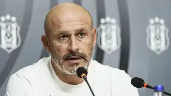 Beşiktaş Teknik Direktörü Italiano'dan Dusan Vlahovic Açıklaması: Yarın Kadroda Olacak