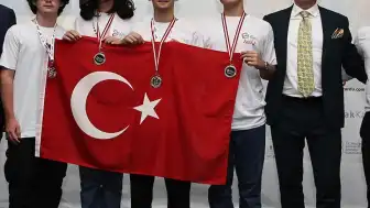 Uluslararası Coğrafya Olimpiyatı'nda Rum Bayrağı Açılması Skandalı