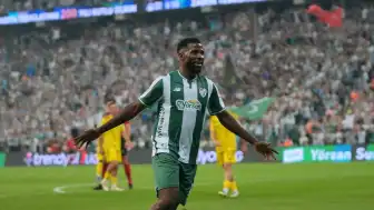 Bursaspor, Batman Petrolspor'u 2-1 Mağlup Etti; Iheanacho Gol Sayısını 11'e Çıkardı