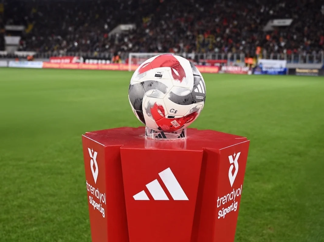 Süper Lig'de 32. Hafta Maç Programı Açıklandı