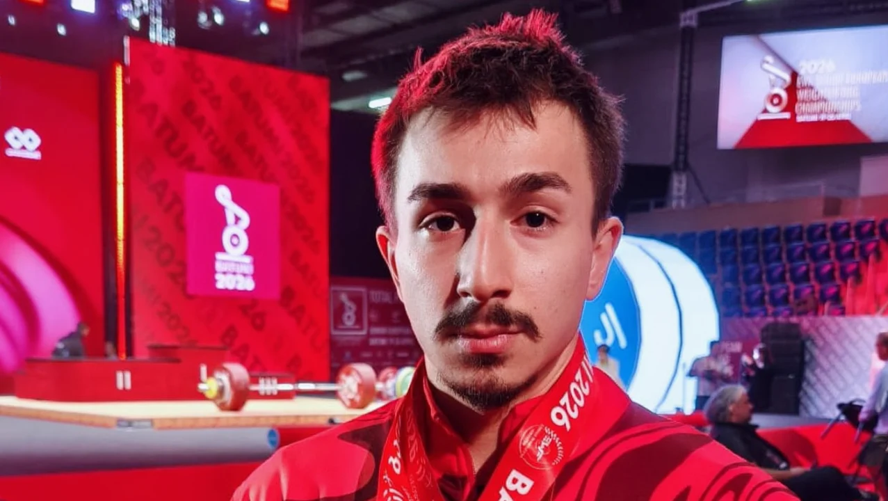 Yusuf Fehmi Genç'ten Avrupa Halter Şampiyonası'nda 2 Altın Madalya