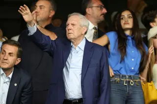 Aziz Yıldırım'ın Yeniden Fenerbahçe Başkanlığına Seçilmesi Sonrası Beşiktaş, Galatasaray ve Trabzonspor'dan Tebrik Gelmedi
