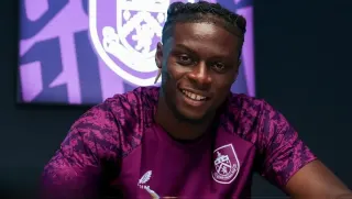 Galatasaray Orta Sahayı Lesley Ugochukwu ile Güçlendiriyor
