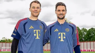 Bayern Münih'te Manuel Neuer ve Sven Ulreich'in sözleşmeleri 2027'ye kadar uzatıldı