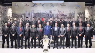 Cumhurbaşkanı Erdoğan, Galatasaraylıları Kabul Etti: "Avrupa'da Başarılar Milletimizin Belleğinde Yer Etti"
