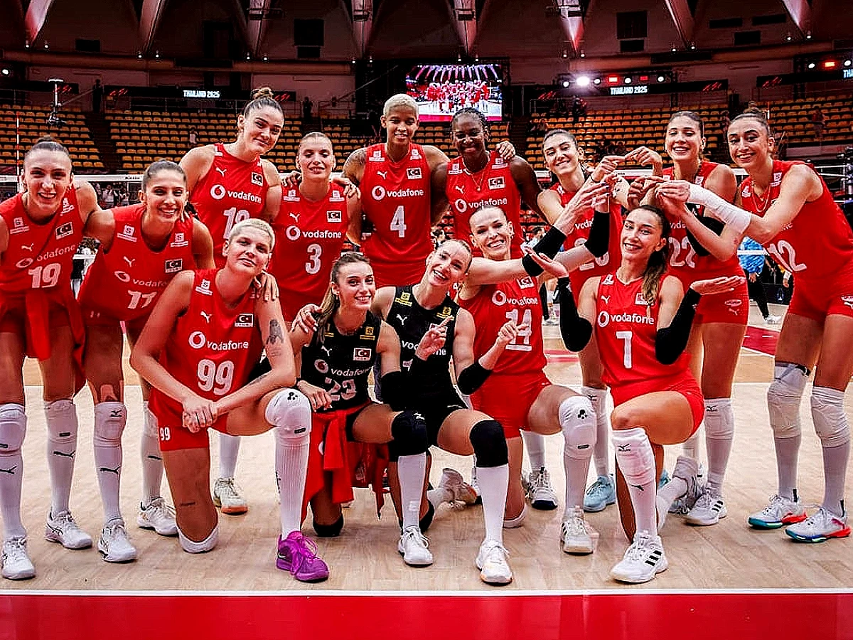 Filenin Sultanları'nın Voleybol Milletler Ligi Kadrosu Açıklandı: Eda Erdem Dündar Yer Almıyor