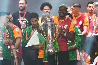 Galatasaray'da Şampiyonluk Kutlaması: 'Dört Dörtlük Gece'